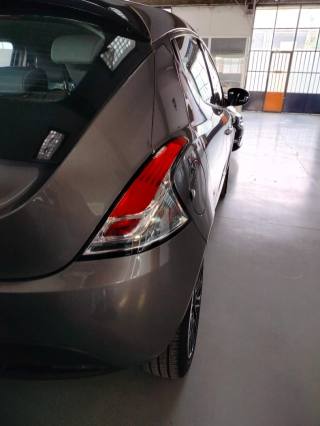 LANCIA Ypsilon usata, con Bluetooth