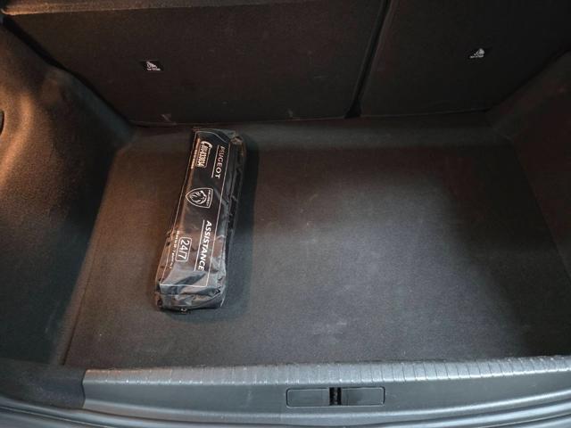 PEUGEOT 208 usata, con Sistema di navigazione