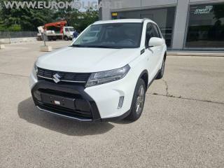 SUZUKI Vitara usata, con Fari LED