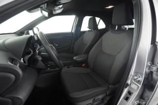 TOYOTA Yaris Cross usata 2