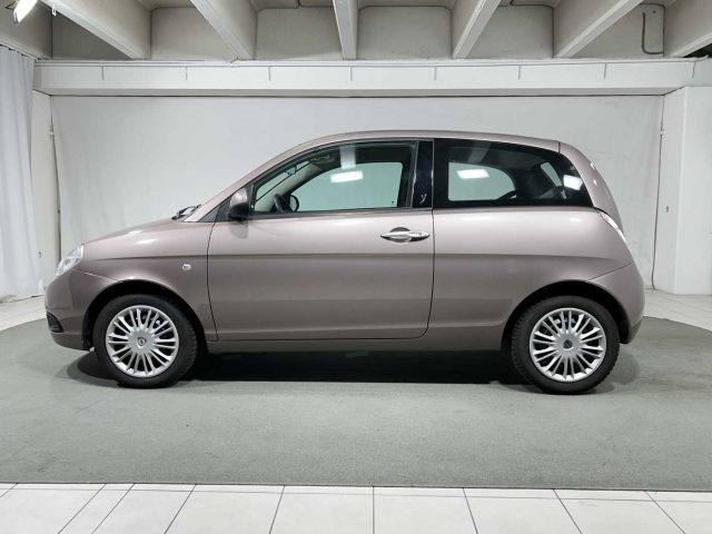 LANCIA Ypsilon usata, con Airbag