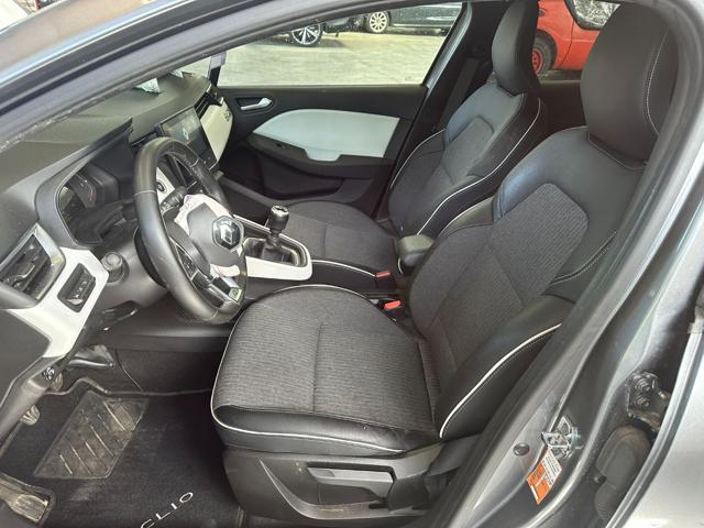 RENAULT Clio usata, con Climatizzatore