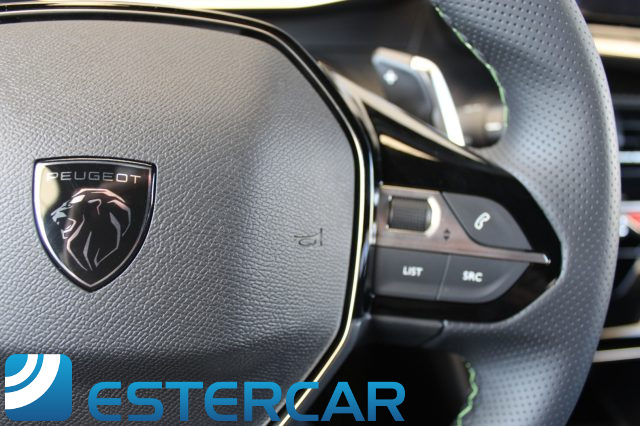 PEUGEOT 2008 usata, con Sistema di navigazione
