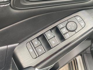 NISSAN Qashqai usata, con Volante in pelle