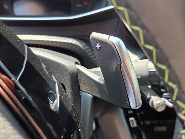 PEUGEOT 208 usata, con Autoradio