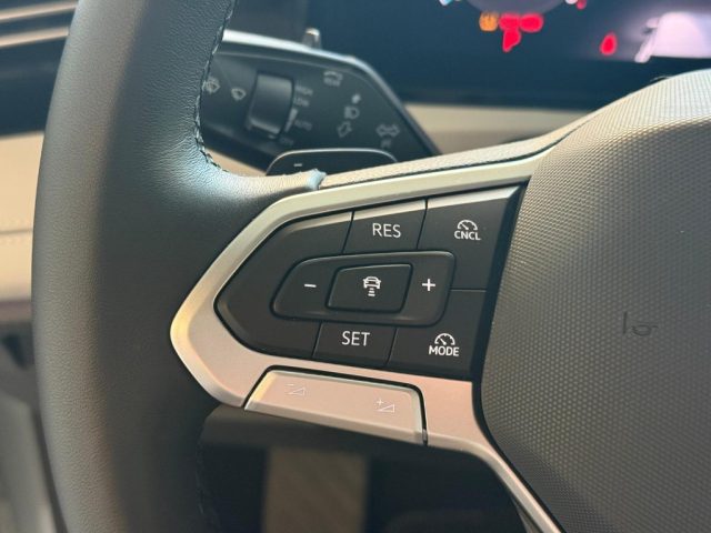 VOLKSWAGEN Tiguan usata, con Bracciolo