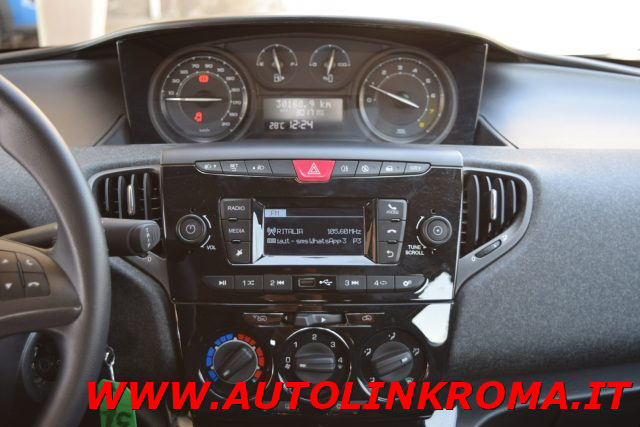 LANCIA Ypsilon usata, con Boardcomputer