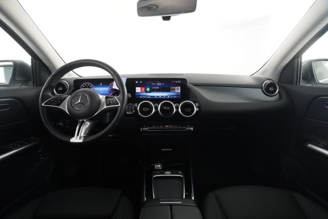 MERCEDES-BENZ CLA usata 10