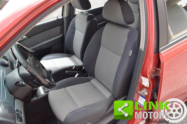 CHEVROLET Aveo usata, con Sedile posteriore sdoppiato