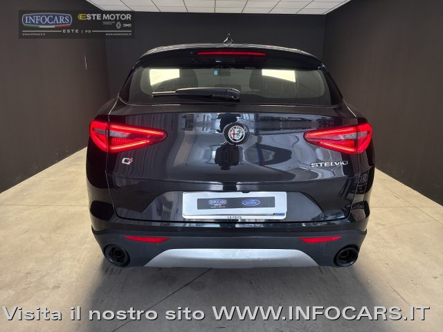 ALFA ROMEO Stelvio usata, con Vetri oscurati