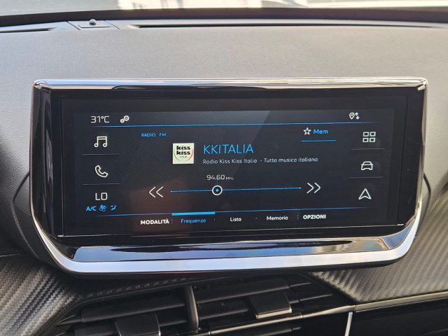 PEUGEOT 2008 usata, con Autoradio digitale