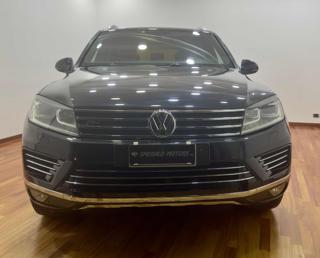 VOLKSWAGEN Touareg usata, con Airbag
