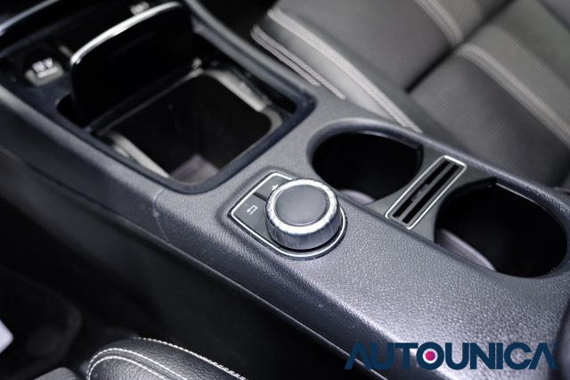 MERCEDES-BENZ A 180 usata, con Frenata d