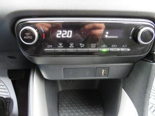 TOYOTA Yaris usata, con Airbag testa