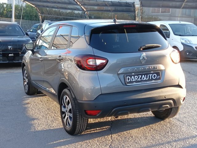 RENAULT Captur usata, con Sedile posteriore sdoppiato