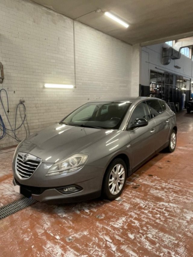 LANCIA Delta usata, con ABS