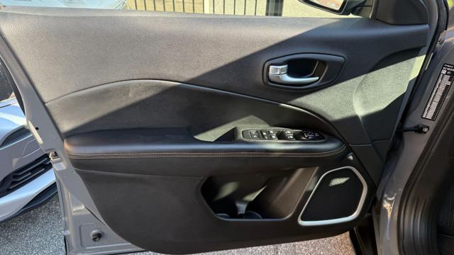 JEEP Compass usata, con Interni in pelle