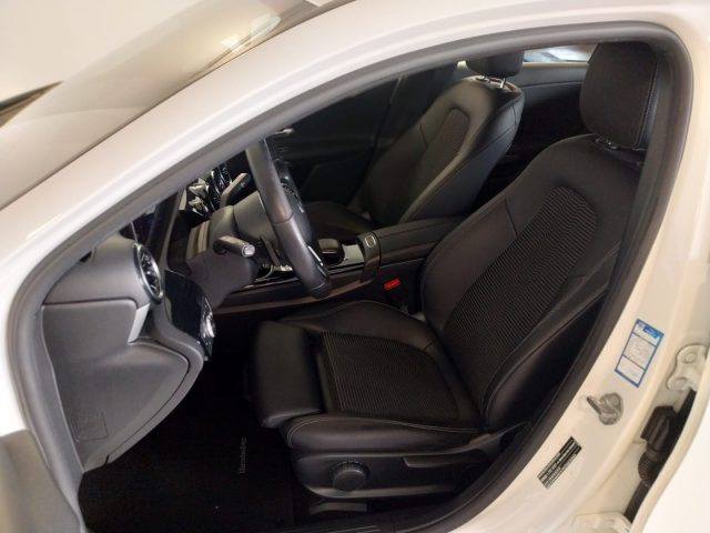 MERCEDES-BENZ A 180 usata, con Park Distance Control