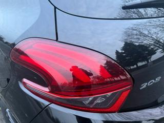 PEUGEOT 208 usata, con Luci diurne