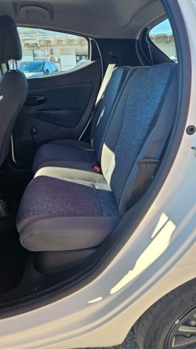 LANCIA Ypsilon usata 13