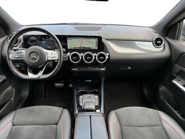 MERCEDES-BENZ GLA 200 usata, con Climatizzatore