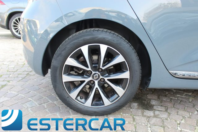 RENAULT Clio usata, con Controllo trazione