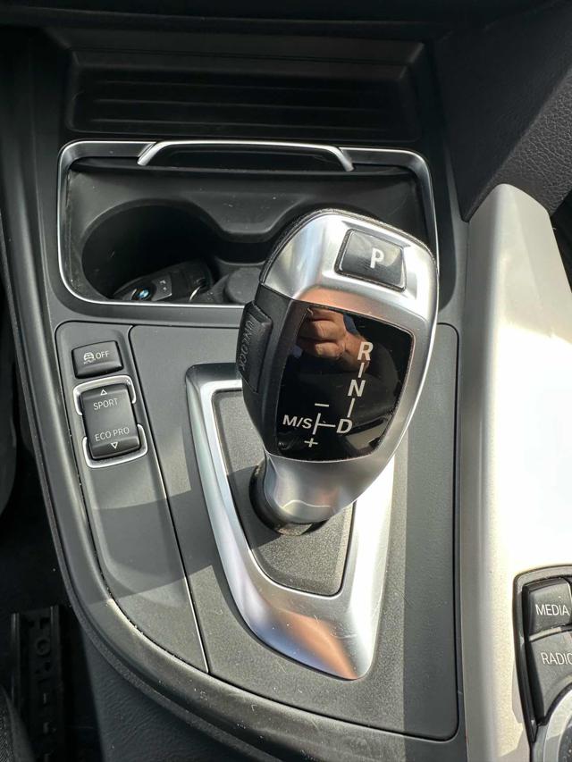 BMW 318 usata, con USB