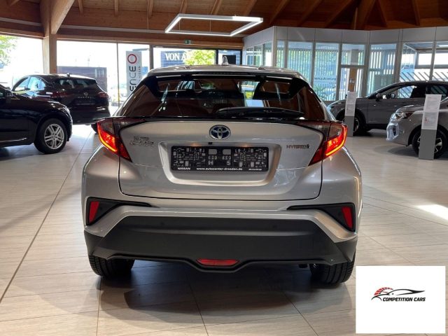 TOYOTA C-HR usata 4