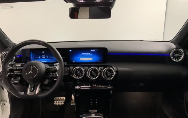 MERCEDES-BENZ A 35 AMG usata, con Chiusura centralizzata