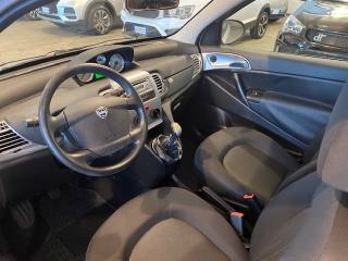 LANCIA Ypsilon usata, con Autoradio