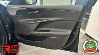 JAGUAR XE usata, con Fendinebbia