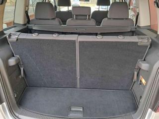 VOLKSWAGEN Touran usata, con Pneumatici quattro stagioni