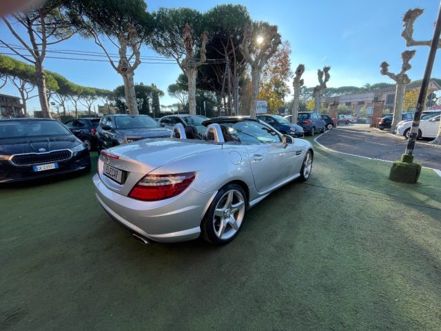 MERCEDES-BENZ SLK 200 usata, con Volante in pelle