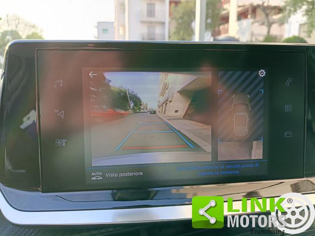 PEUGEOT 2008 usata, con USB