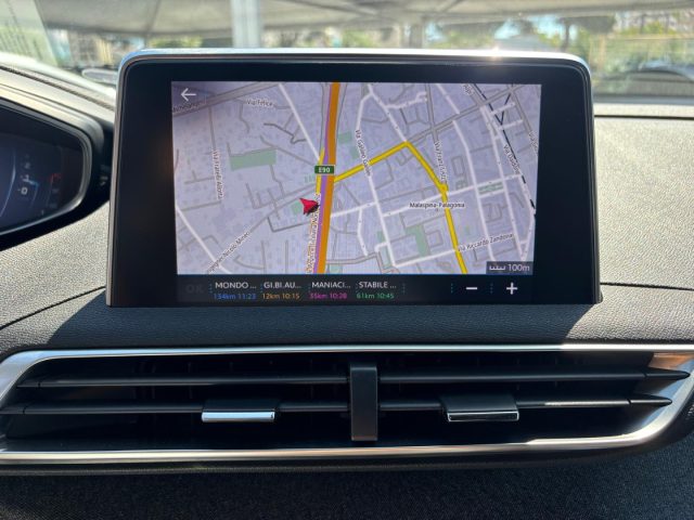 PEUGEOT 3008 usata, con Sistema di navigazione