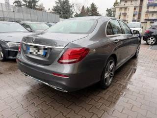 MERCEDES-BENZ E 220 usata, con Airbag Passeggero