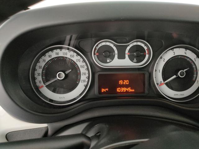 FIAT 500L usata, con USB