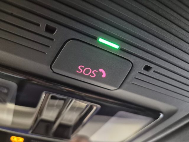 VOLKSWAGEN Passat usata, con Volante multifunzione