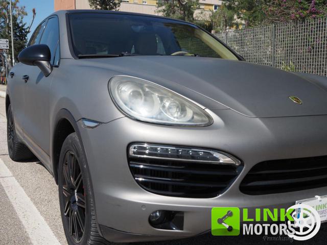 PORSCHE Cayenne usata, con Telecamera per parcheggio assistito