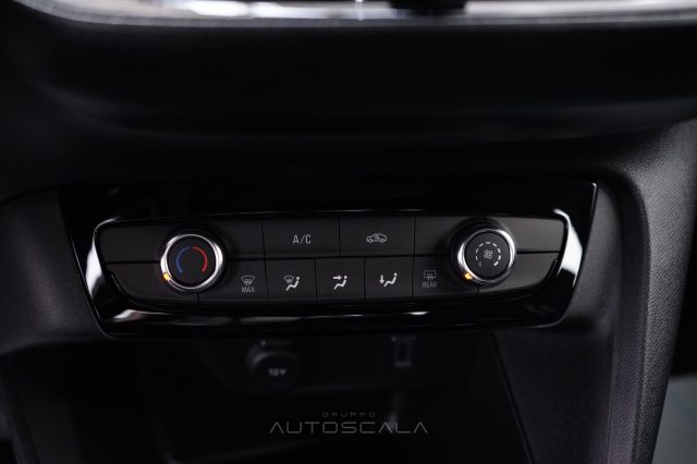 OPEL Corsa usata, con Autoradio digitale