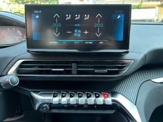 PEUGEOT 5008 usata, con Controllo trazione