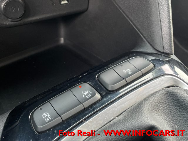 OPEL Corsa usata, con Bluetooth