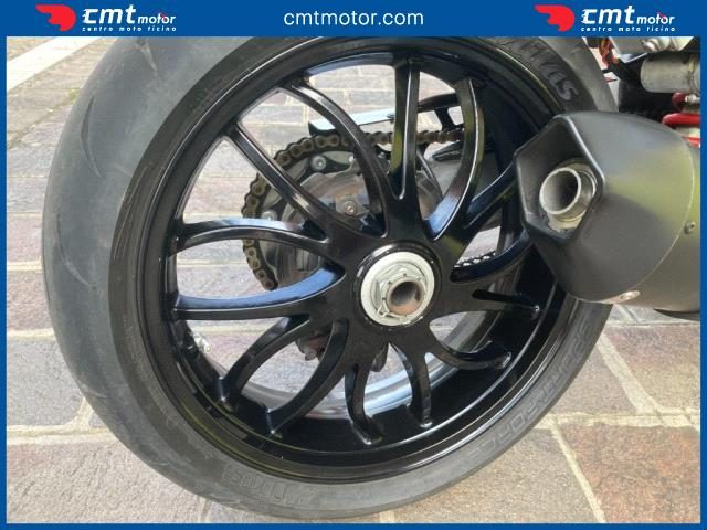 TRIUMPH Speed Triple 955 usata 9