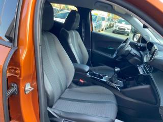 PEUGEOT 2008 usata, con Sensore di luce