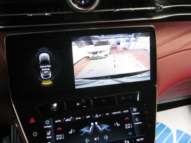 MASERATI Grecale usata, con Interni in pelle