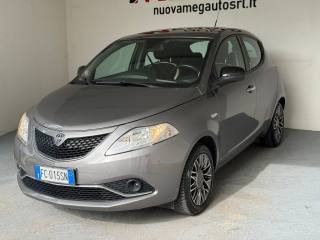 LANCIA Ypsilon usata, con Autoradio