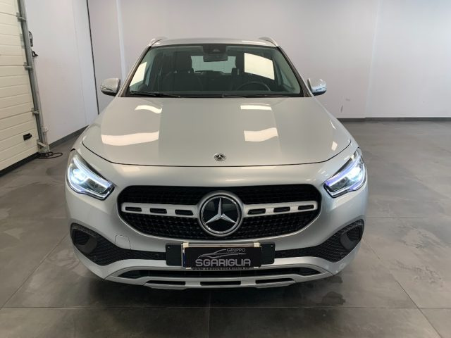 MERCEDES-BENZ GLA 180 usata, con Airbag