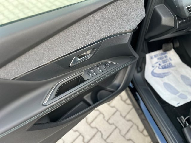 PEUGEOT 3008 usata, con Chiusura centralizzata