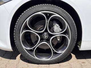 ALFA ROMEO Giulia usata, con Autoradio