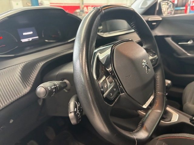 PEUGEOT 2008 usata, con Servosterzo